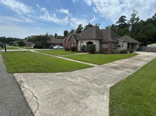 Johnny R.'s lawn maintenance service result