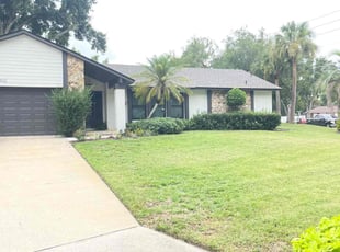 Monique W.'s grass cutting service result