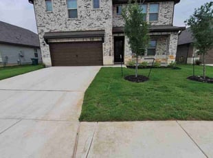 Debbie M.'s grass maintenance service result