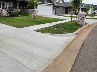 Allana A.'s grass maintenance service result