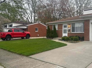 Amy R.'s lawn care services service result