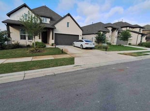 Melissa S.'s grass cutting service result
