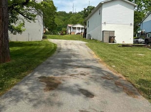 Cherie C.'s lawn service service result