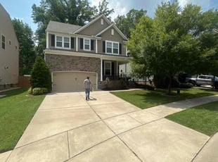 Arya A.'s lawn care services service result