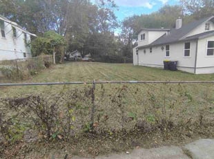 Jerilynn G.'s Bush Trimming service result