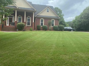 Samantha W.'s turf care service result
