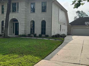 Victoria S.'s lawn care service result
