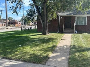 Carrol G.'s grass maintenance service result