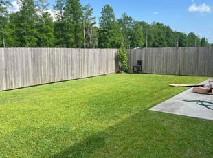 Gaylen S.'s lawn care services service result