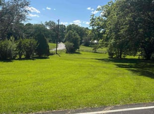 Julie O.'s lawn maintenance service result