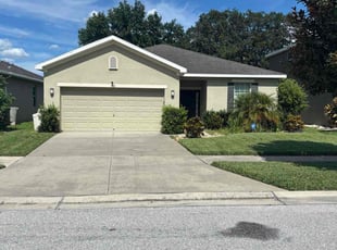 Carli C.'s lawn maintenance service result