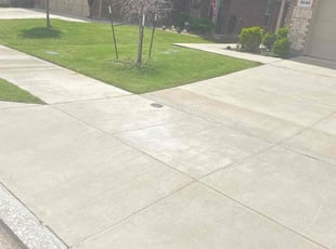 Robert S.'s lawn care services service result