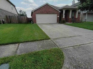 Chyanne H.'s lawn care services service result