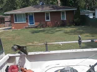 Valerie D.'s lawn care services service result