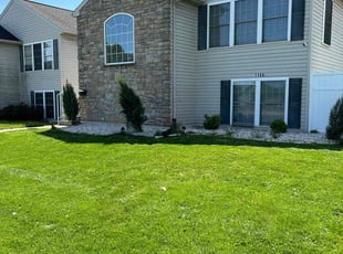 Billy M.'s lawn maintenance service result