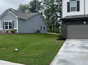 Dee B.'s grass cutting service result