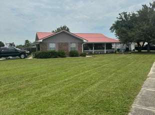 Earika T.'s grass maintenance service result
