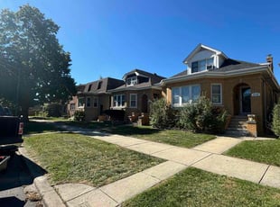 Johnna B.'s turf care service result
