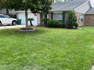 Roxanne S.'s turf maintenance service result