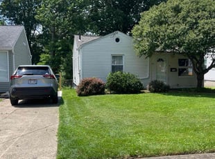 Sharon K.'s lawn maintenance service result