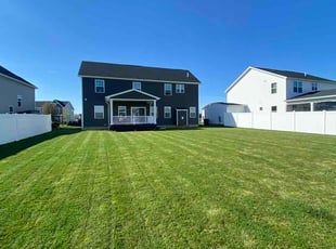 Karin B.'s grass cutting service result