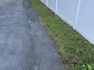 Melissa B.'s lawn maintenance service result