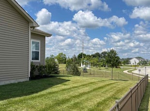 Jeanne T.'s lawn care services service result