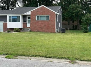 Linda B.'s lawn maintenance service result