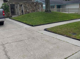 Erin H.'s grass cutting service result