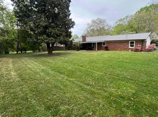 Kaye G.'s yard care service result