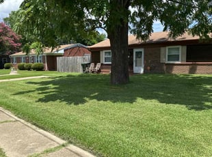 Karyn B.'s lawn care services service result