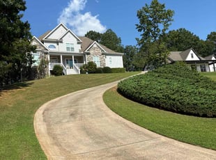 Sue B.'s lawn maintenance service result