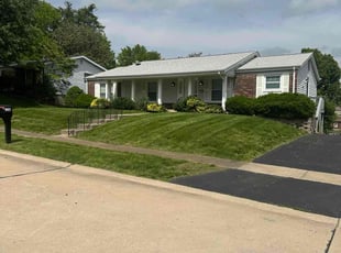 Lin T.'s grass maintenance service result