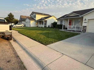 Susanna B.'s lawn maintenance service result