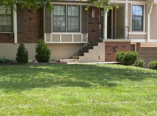 Louise N.'s grass maintenance service result