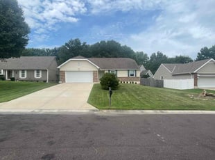 Kimberly M.'s grass cutting service result