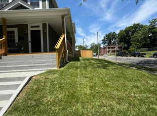 Jaquanna H.'s lawn care services service result