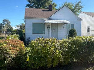 Robin D.'s Bush Trimming service result