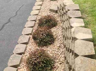 Robert R.'s Flower Bed Weeding service result