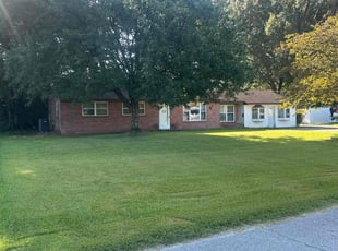 Carly H.'s lawn service service result