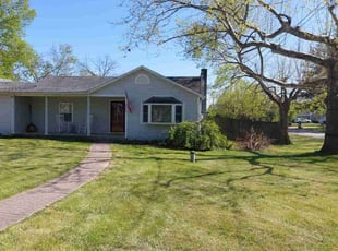 Lloyd M.'s lawn service service result