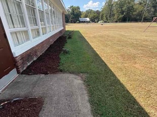 Kathy D.'s lawn maintenance service result