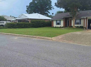 Sarah A.'s lawn maintenance service result