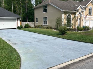 Darla G.'s lawn service service result