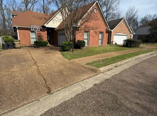 Roberta L.'s grass cutting service result