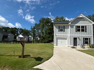 Anne N.'s lawn care services service result