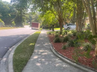 Kellie M.'s lawn service service result