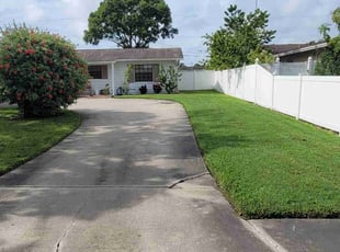 Kim H.'s lawn service service result