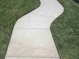 Jonathan E.'s lawn service service result