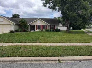 Amanda D.'s grass maintenance service result